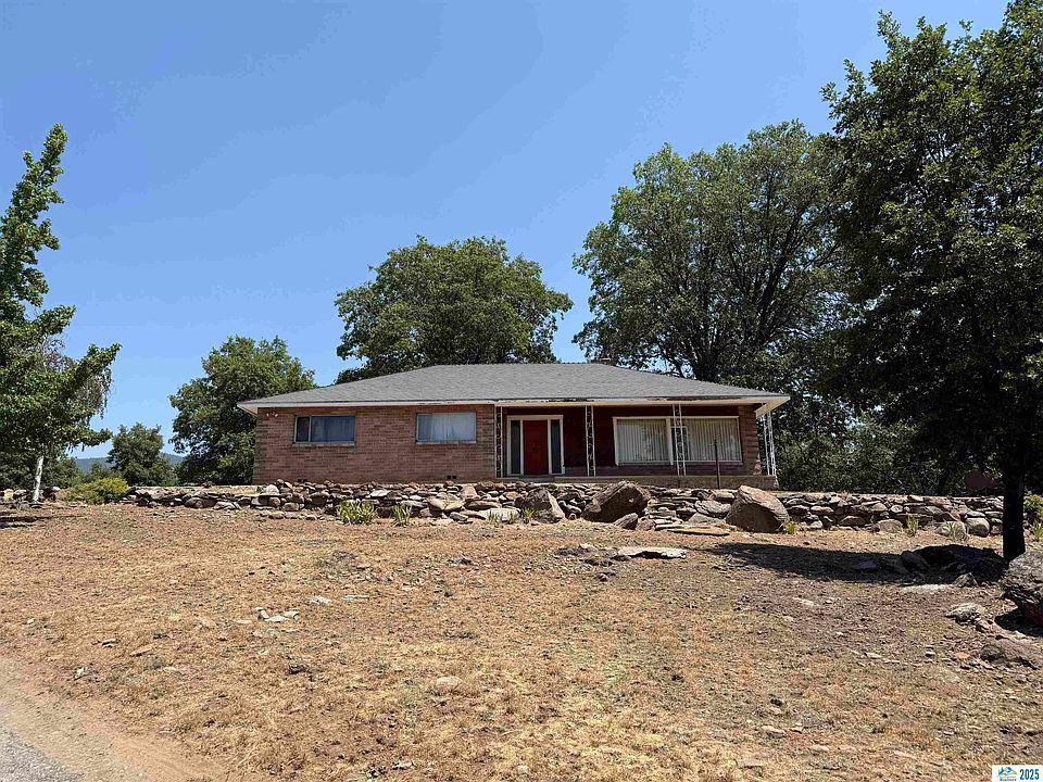 1st image of 805 Cherry Ter