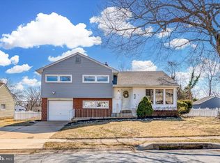 20 Ruby Dr, Claymont, DE 19703