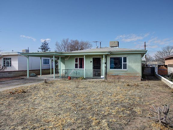 3rd image of 633 Cardenas Dr SE