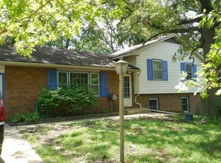 2110 Woodlea Dr, Columbia, MO 65201