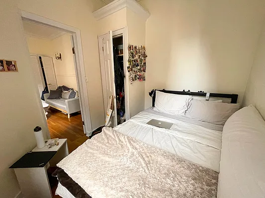 Rented by City Connections Realty | media 20