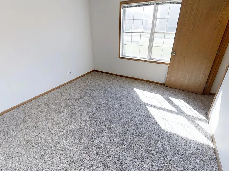 4215 Maricopa Dr — Photo 9