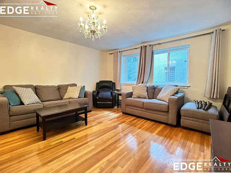 39 Englewood Ave #21 — Photo 4
