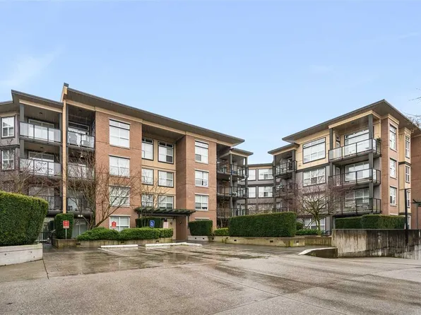 10707 139th St #205, Surrey, BC V3T 0B2