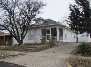 910 W Jefferson St, Frankfort, IN 46041