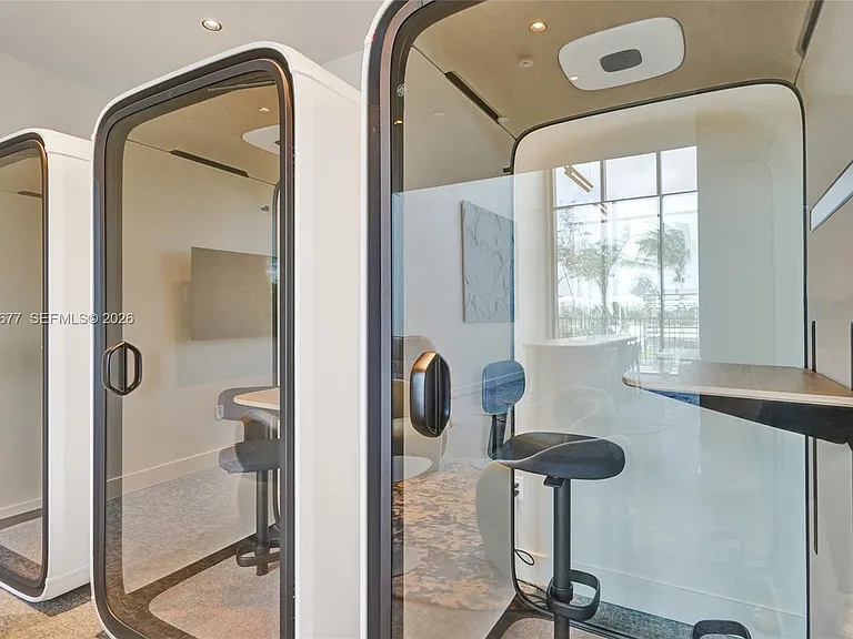 580 72nd St #Penthouse 13 — Photo 20