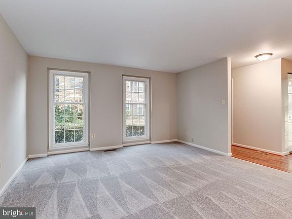 5th image of 6909 Lafayette Park Dr
