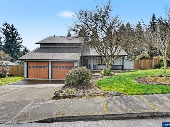 1028 Oakhill Ave SE, Salem, OR 97302