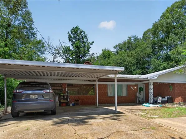 1504 Emanuel St, Natchitoches, LA 71457