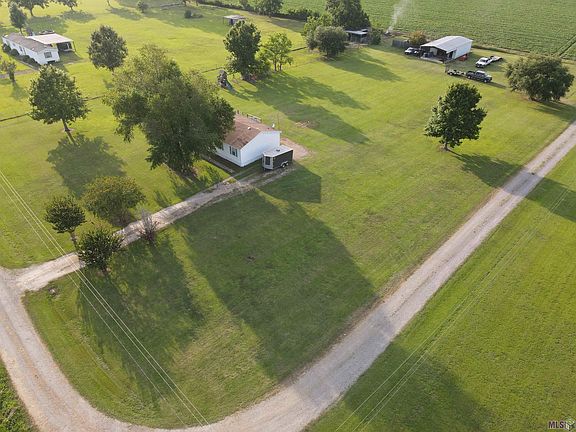 2nd image of 4460 Josephine Ln