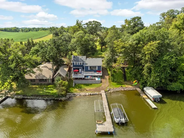 17841 180th St W, Faribault, MN 55021