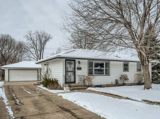 5870 7th St NE, Fridley, MN 55432