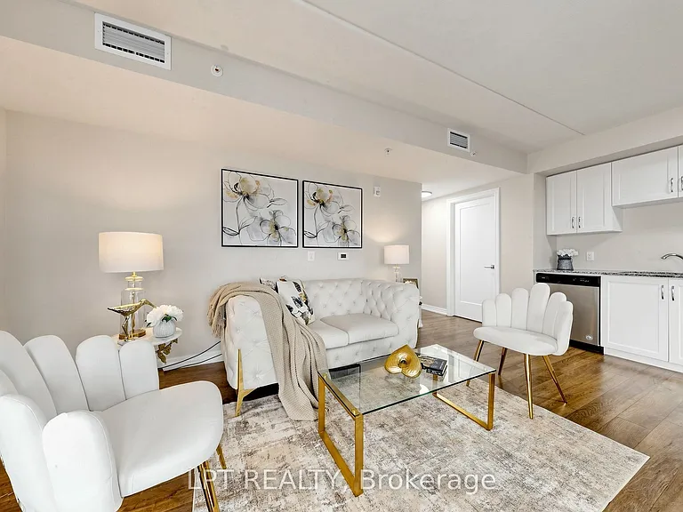 104 Summit Ridge Dr — Photo 16