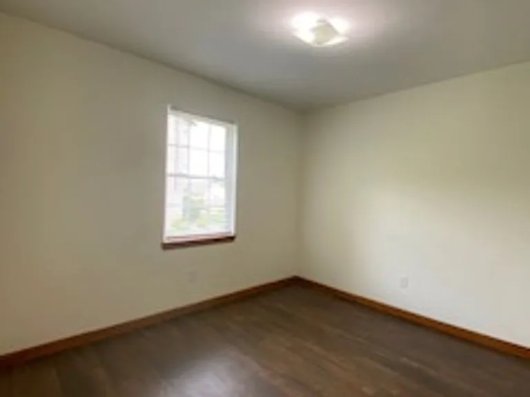 819 Colonial Manor Dr — Photo 14