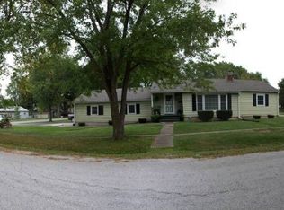 508 S Elm St, Monroe City, MO 63456