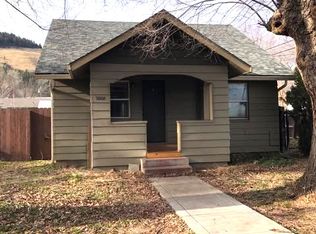 3008 N Walnut St, La Grande, OR 97850