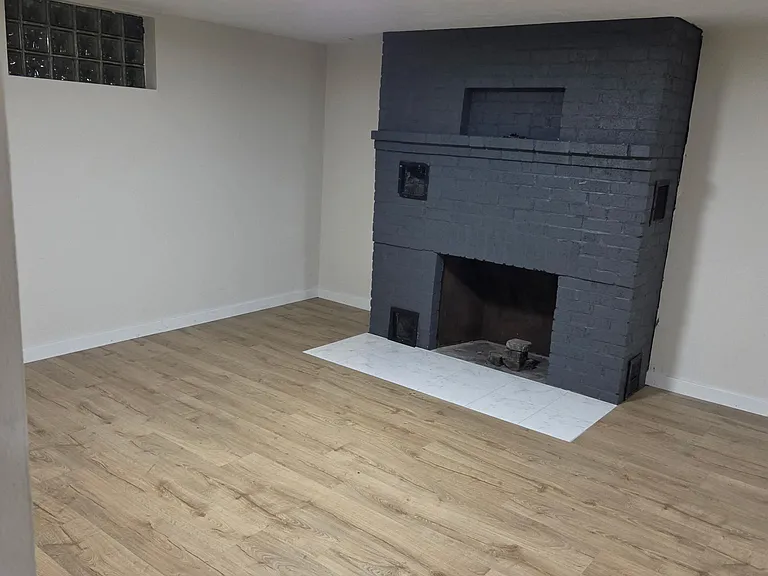 2304 W Liberty Ave — Photo 4