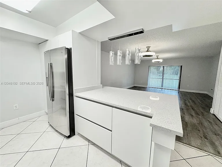 8600 NW 34th Pl #B102 — Photo 5