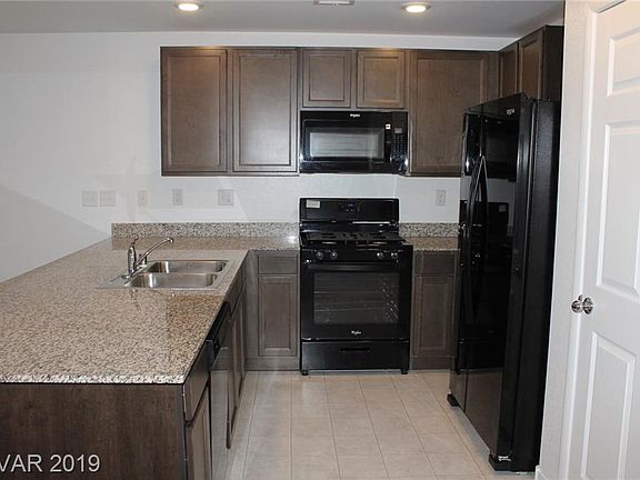 4th image of 4594 Townwall St