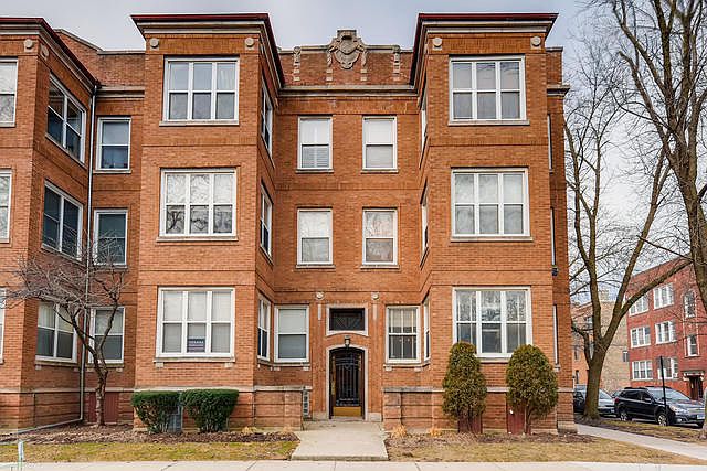 1st image of 4458 N Whipple St #1