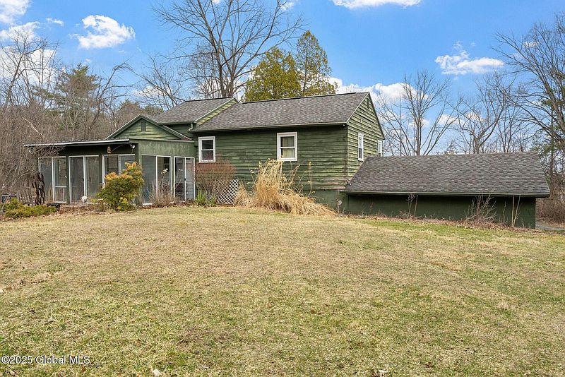 3rd image of 139 Swift Road