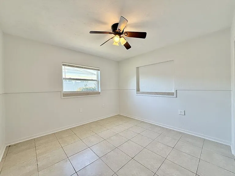 10108 Paradise Blvd — Photo 40