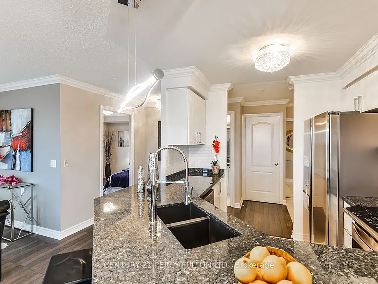 1030 Sheppard Ave W #212 — Photo 11