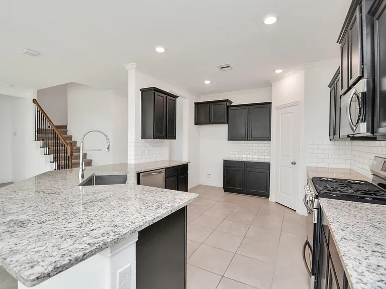 13002 Sheildaig St — Photo 12
