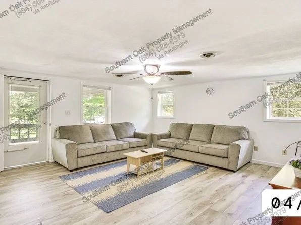 709 Friendship Rd, Seneca, SC 29678
