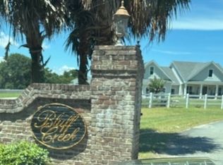 3 Bluff Creek Dr, Midway, GA 31320