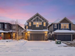44 Cougar Ridge Line SW, Calgary, AB T3H 5L4