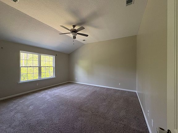 4th image of 328 Brightleaf Cir