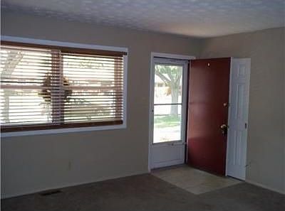 3rd image of 421 San Bernadino Trl