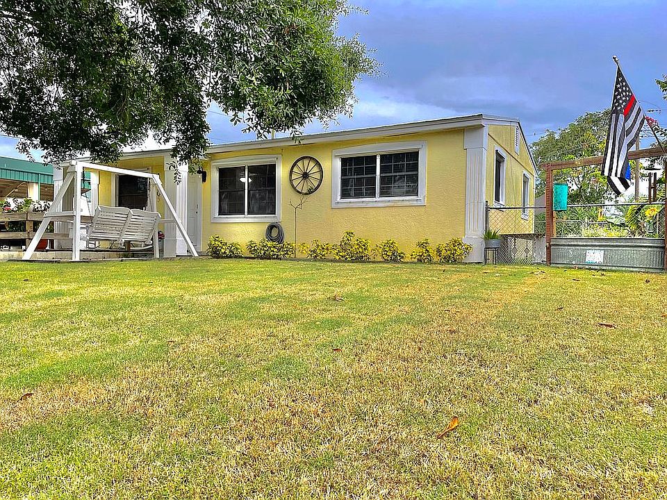 1st image of 15205 SW Tiger Tail Ct