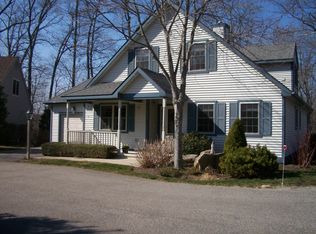 1 Bittersweet Ln, Niantic, CT 06357