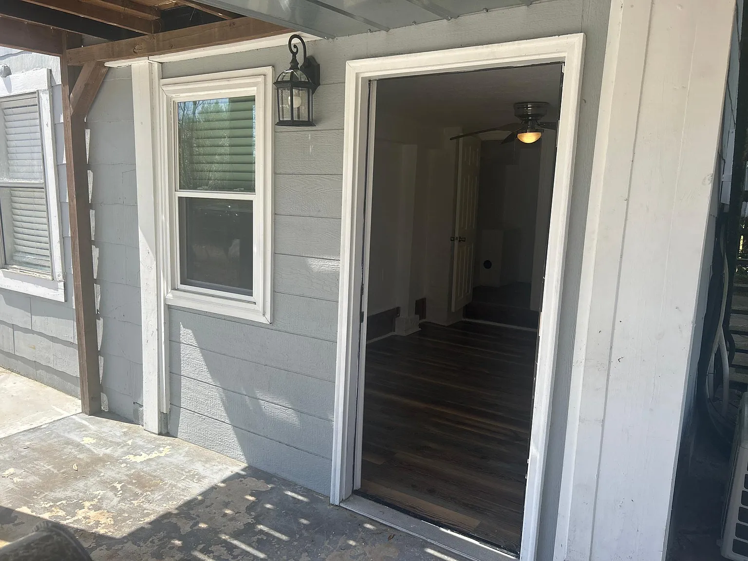 2 bed, $1,350 — Photo 2