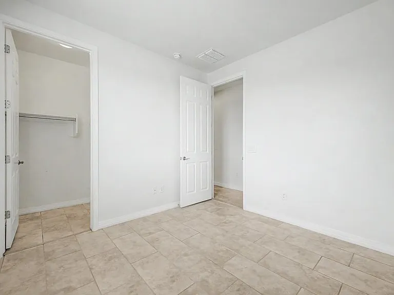16878 S Eva Ave — Photo 23