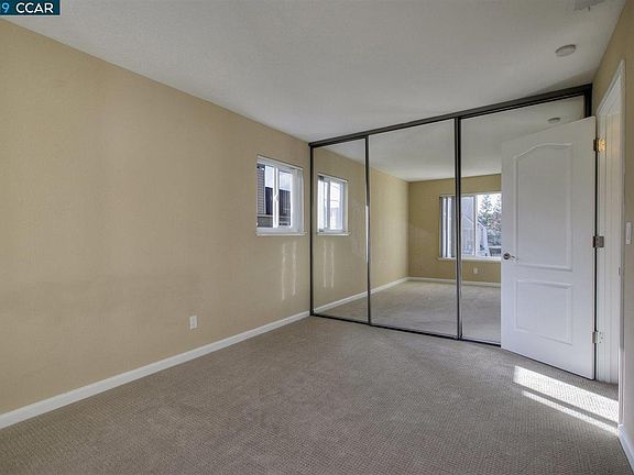 5th image of 215 Reflections Dr APT 21