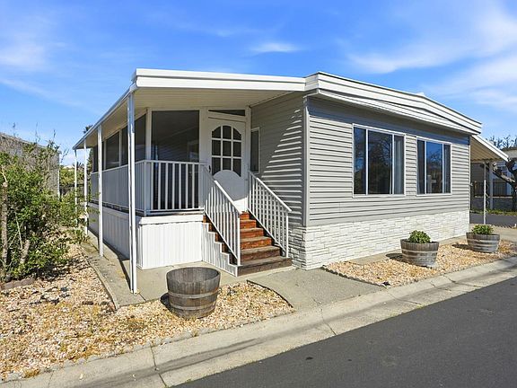 3rd image of 59 Colonial Park Drive