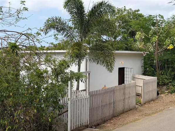 311 VILLA BORINQUEN, VIEQUES, PR 00765