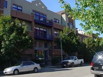 1st image of 2251 W Saint Paul Ave APT 3H