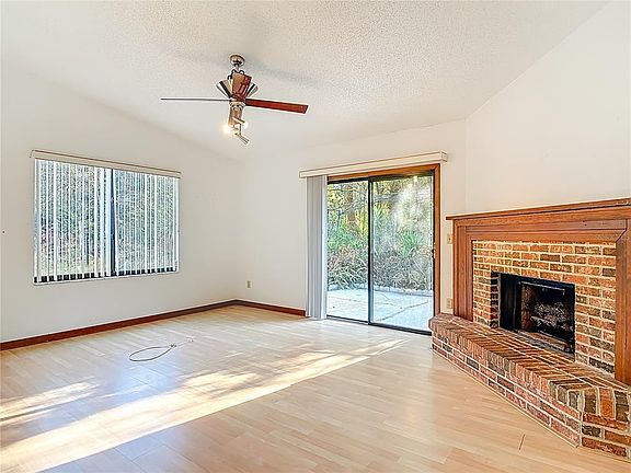 5th image of 65 ELMWOOD TRAIL