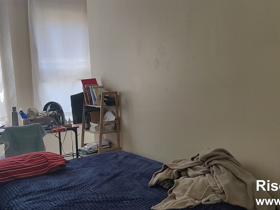 70 Dane St. #1 Somerville (Inman Square) Unit Photo 4