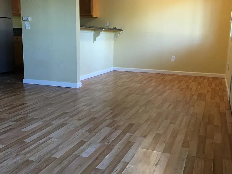 2743 B St #14 — Photo 21