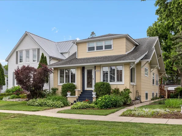 1523 Oakwood Ave, Des Plaines, IL 60016