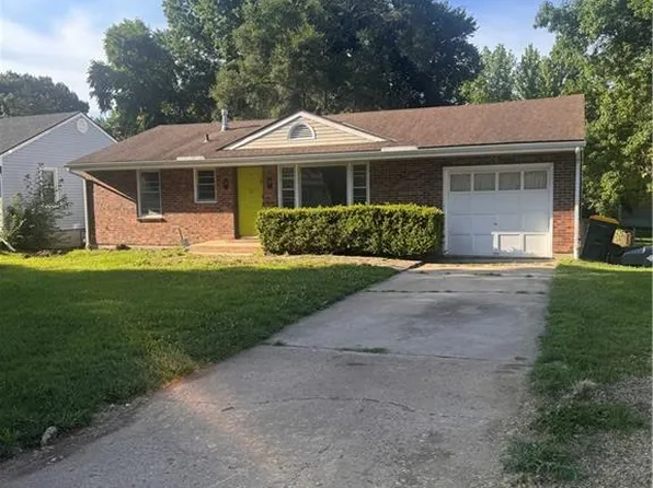 13 W 89th Ter, Kansas City, MO 64114