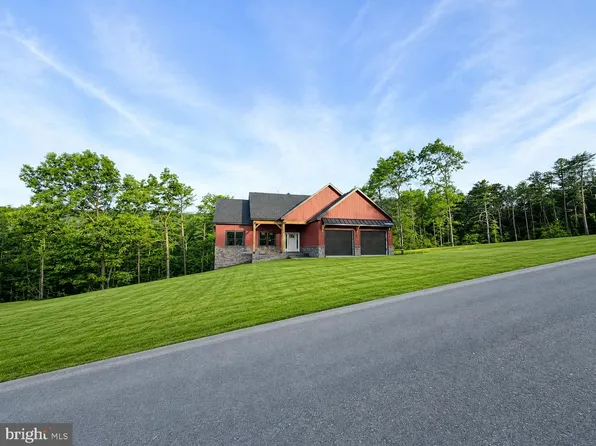 44 Sachem Hl, Hedgesville, WV 25427
