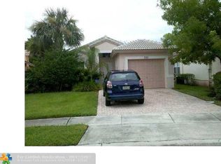 1165 NW 171st Ter, Pembroke Pines, FL 33028