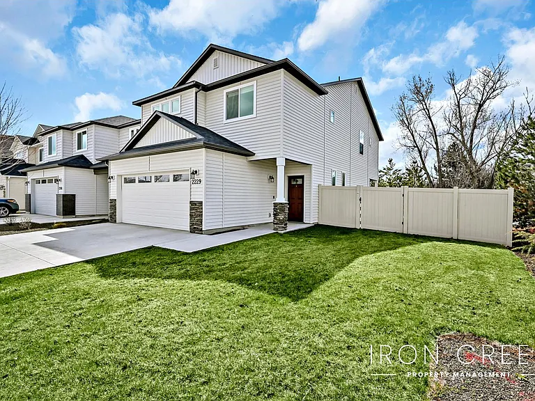 2229 E Kamay Dr — Photo 24