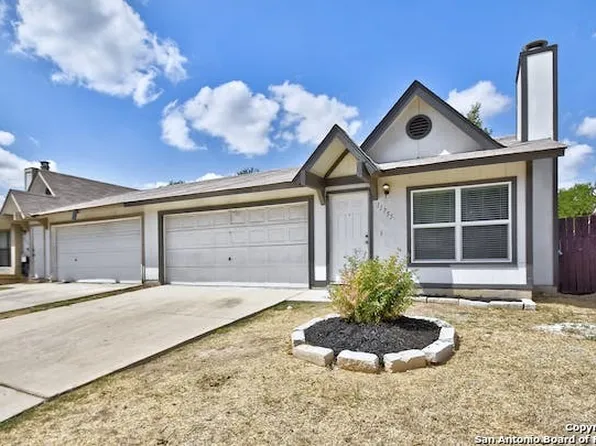 11755 Spring Song Dr, San Antonio, TX 78249